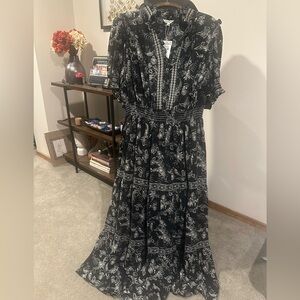 Max Studio Black and White Patterned Maxi Dress